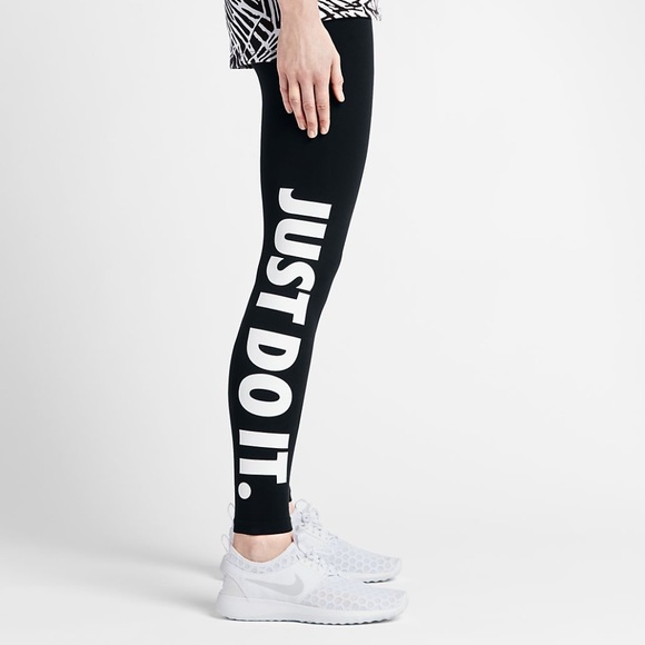 Nike Pants - Nike logo leggings